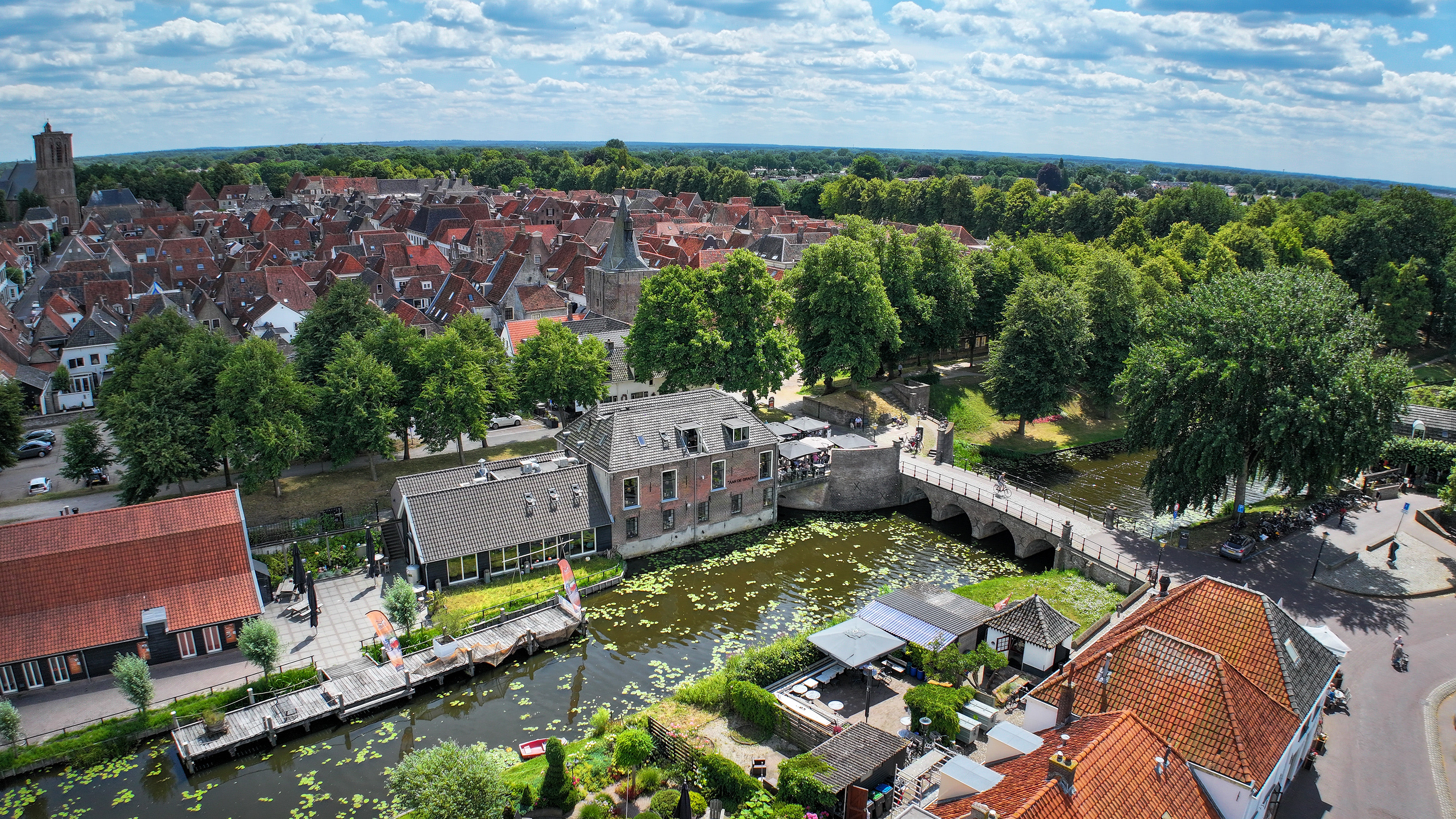 Elburg zicht op Aan de gracht