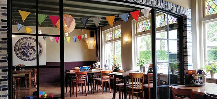 Ook binnen kun je heerlijk zitten