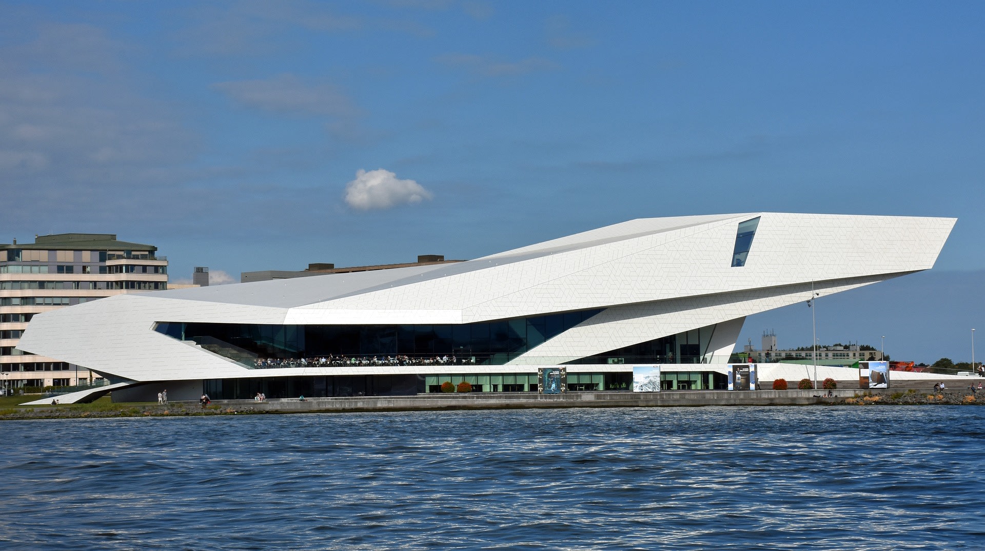 Eye Filmmuseum vanaf 't IJ