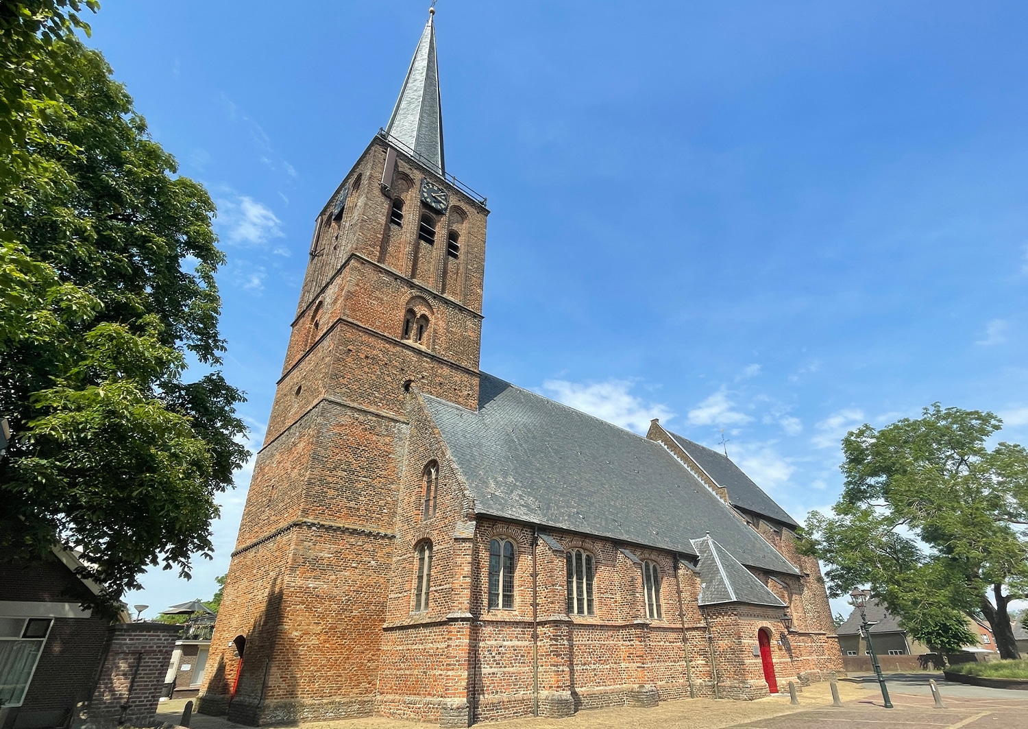 Sint Maartenskerk Maurik