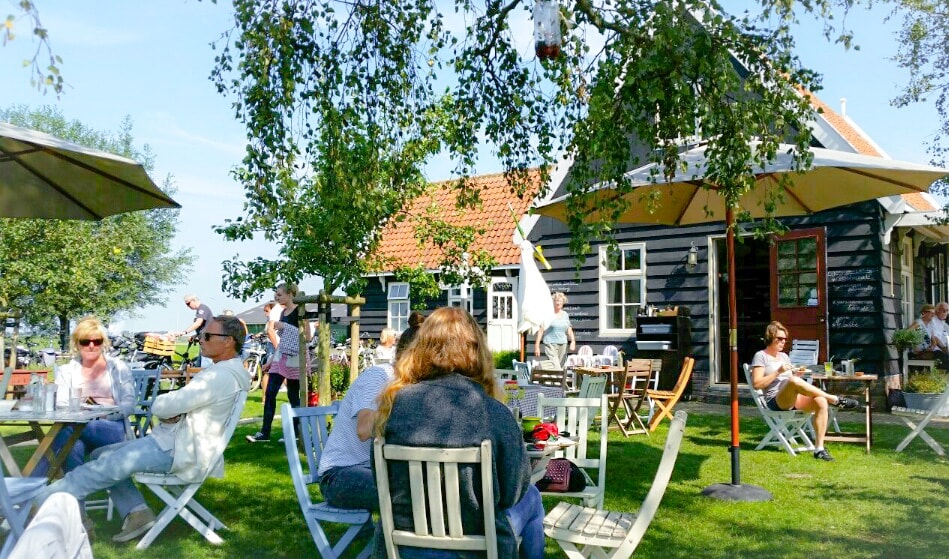 Terras bij Theetuin Overleek