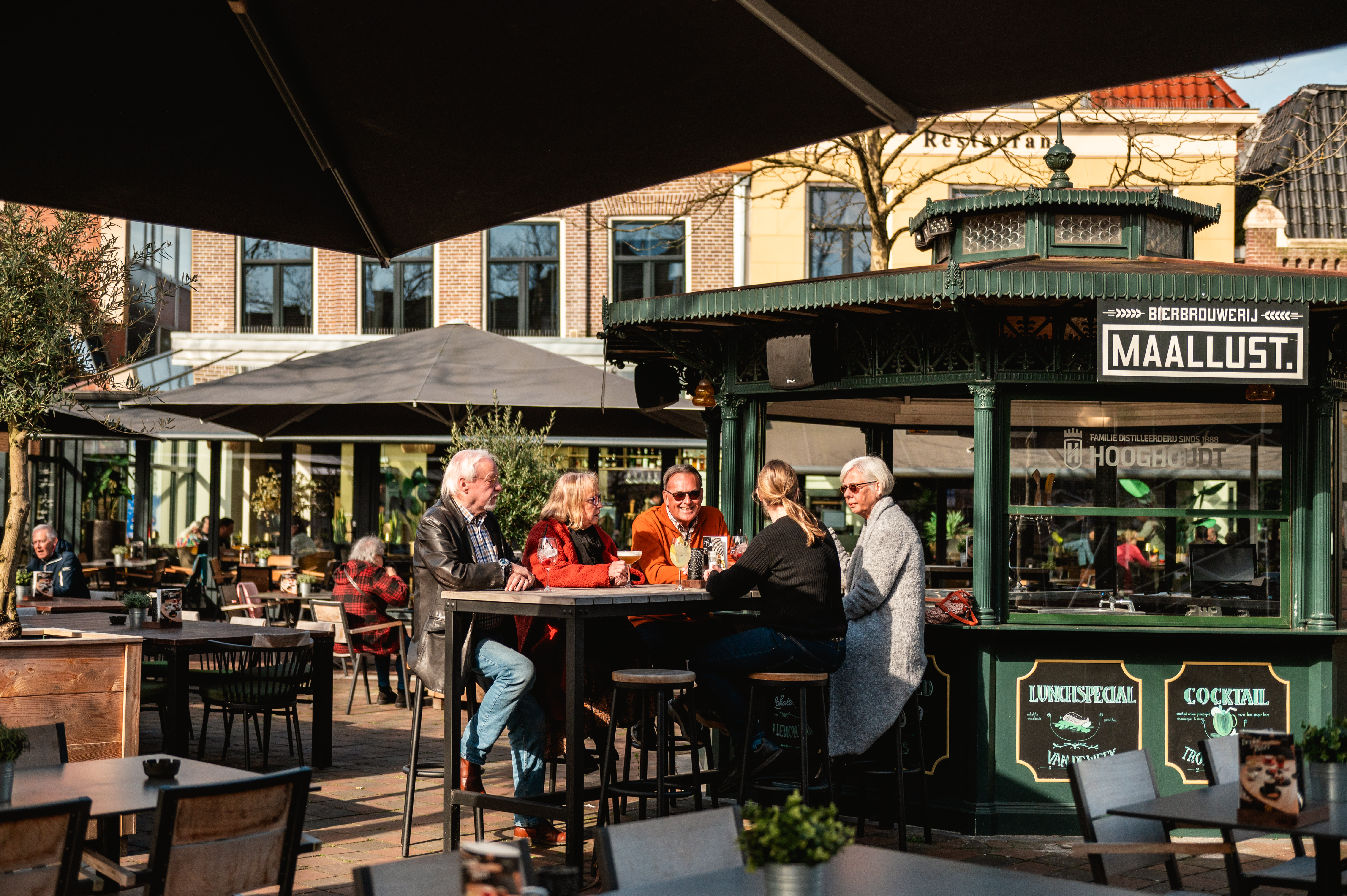 Terras City hotel De Jonge