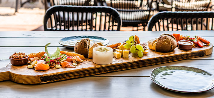 Heerlijke borrelplank bij De Meerpaal