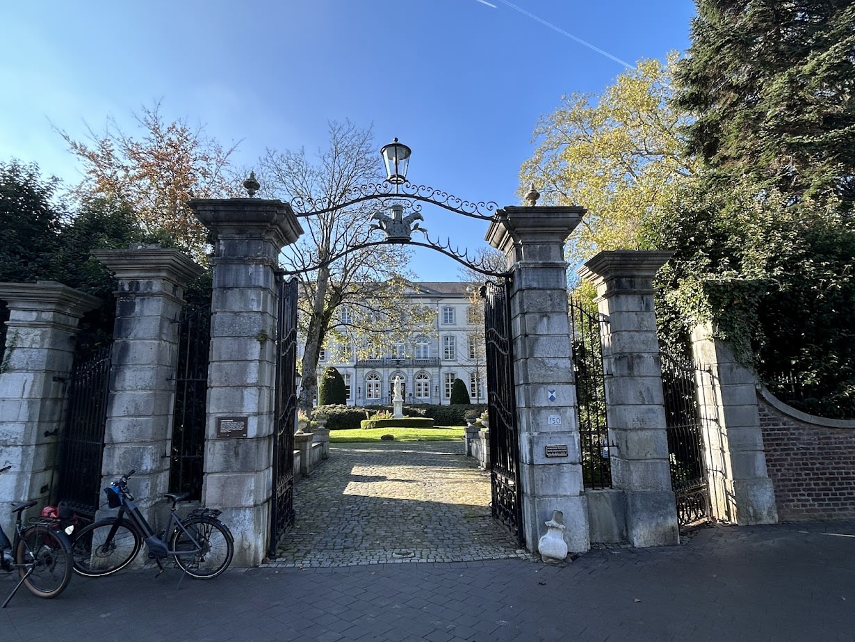 Welkom bij Kasteel Hotel Bloemendal