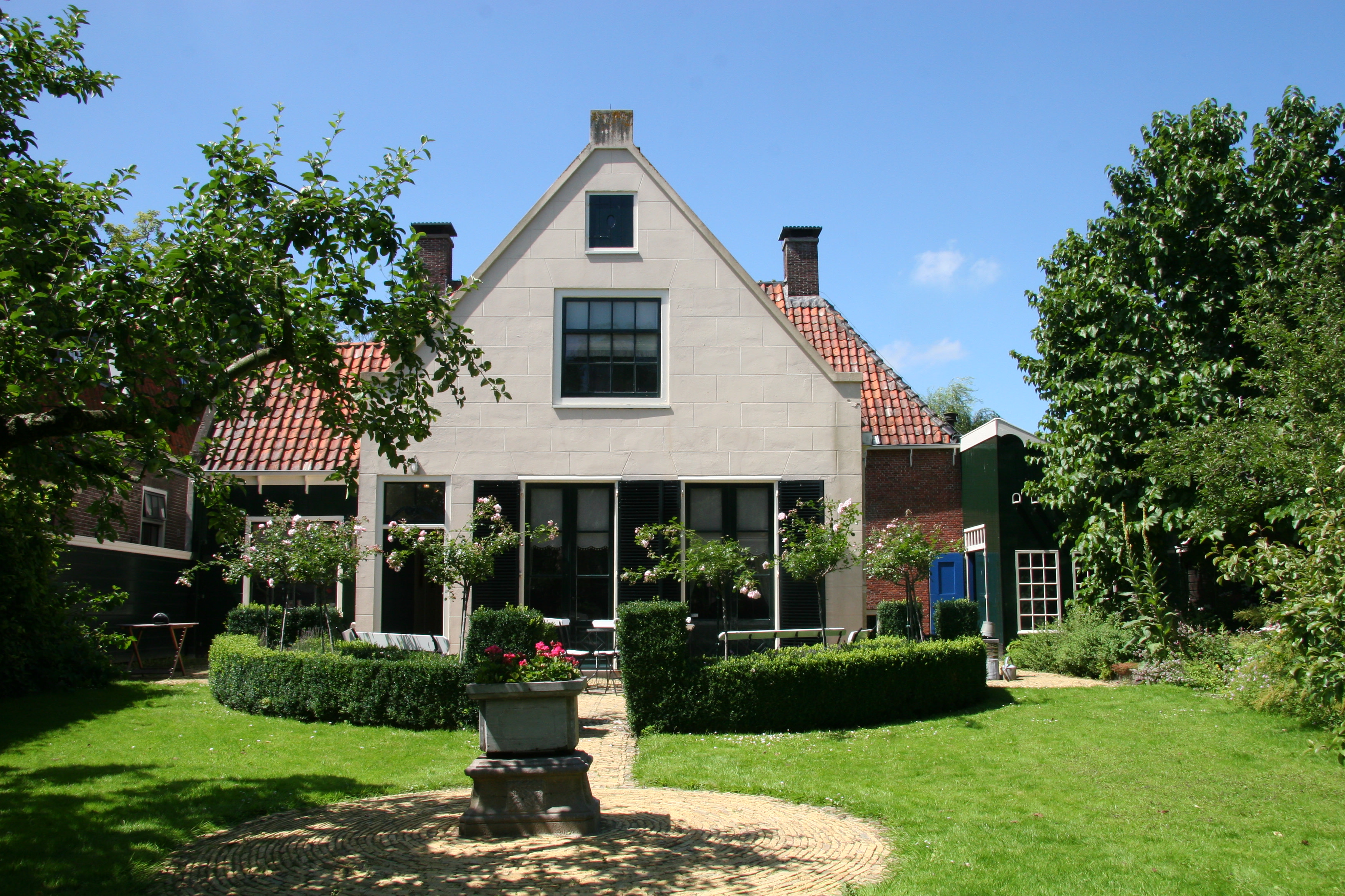 Tuin achter het Betje Wolff Museum
