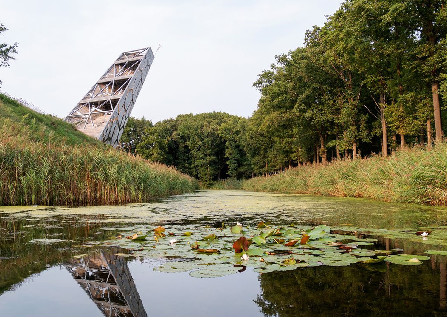 Uitkijktoren Pompejus bij Fort De Roovere - ©REiSREPORT