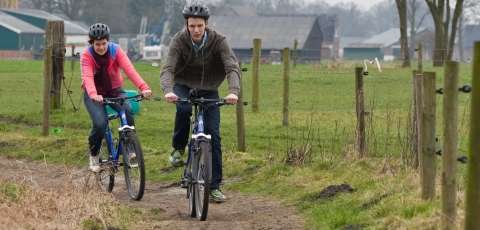 Eet- en Feestcafé De Klok