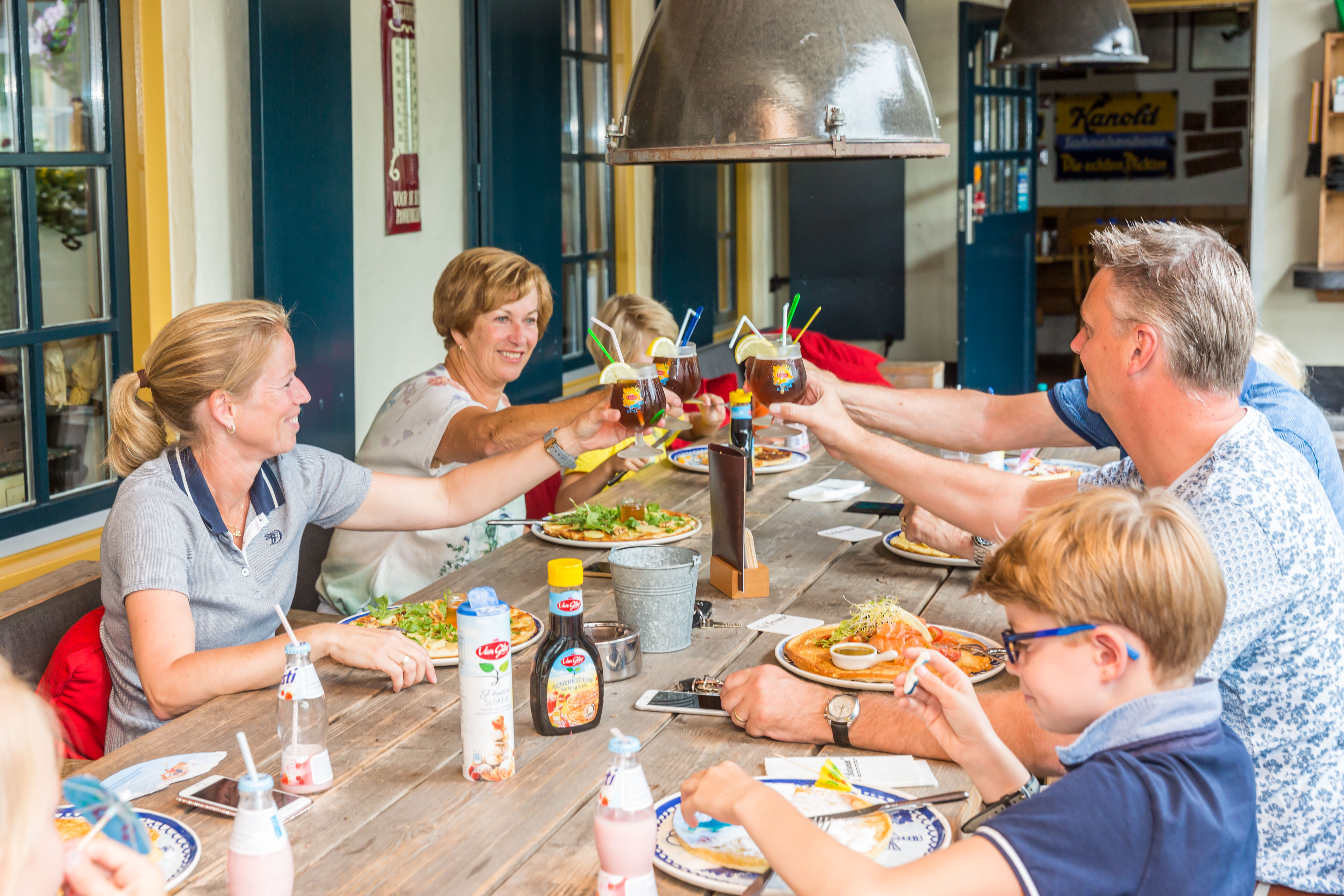 Terras van Pannekoekenhuis Belveren