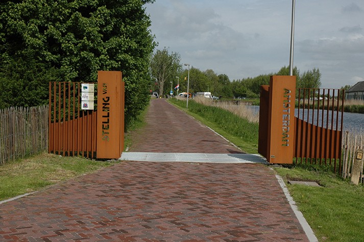 Stelling van Amsterdam en Nieuwe Hollandse