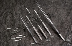 Scalpel Blades No. 10 / sold per 1 box / content = 100 blades (non sterile) img