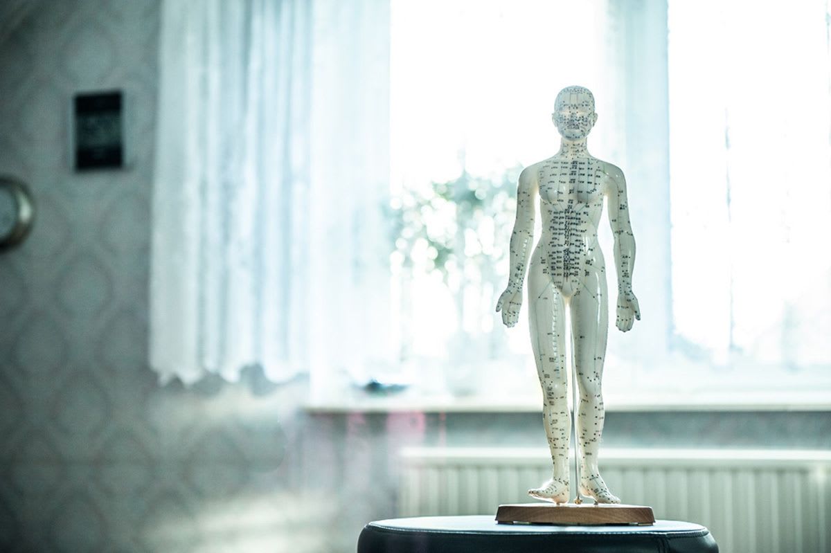 Points-méridiens-acupuncture.jpg