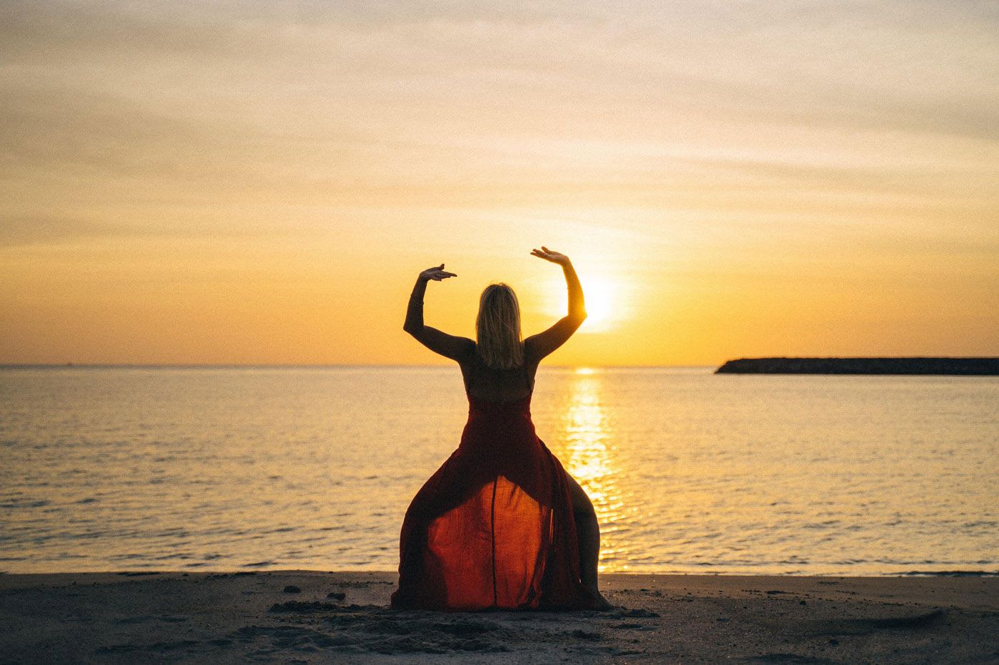 Posture-Qi-Gong.jpg