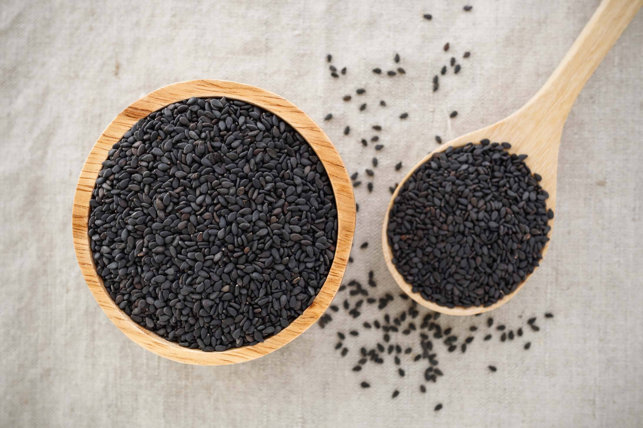 graines de sésame noir