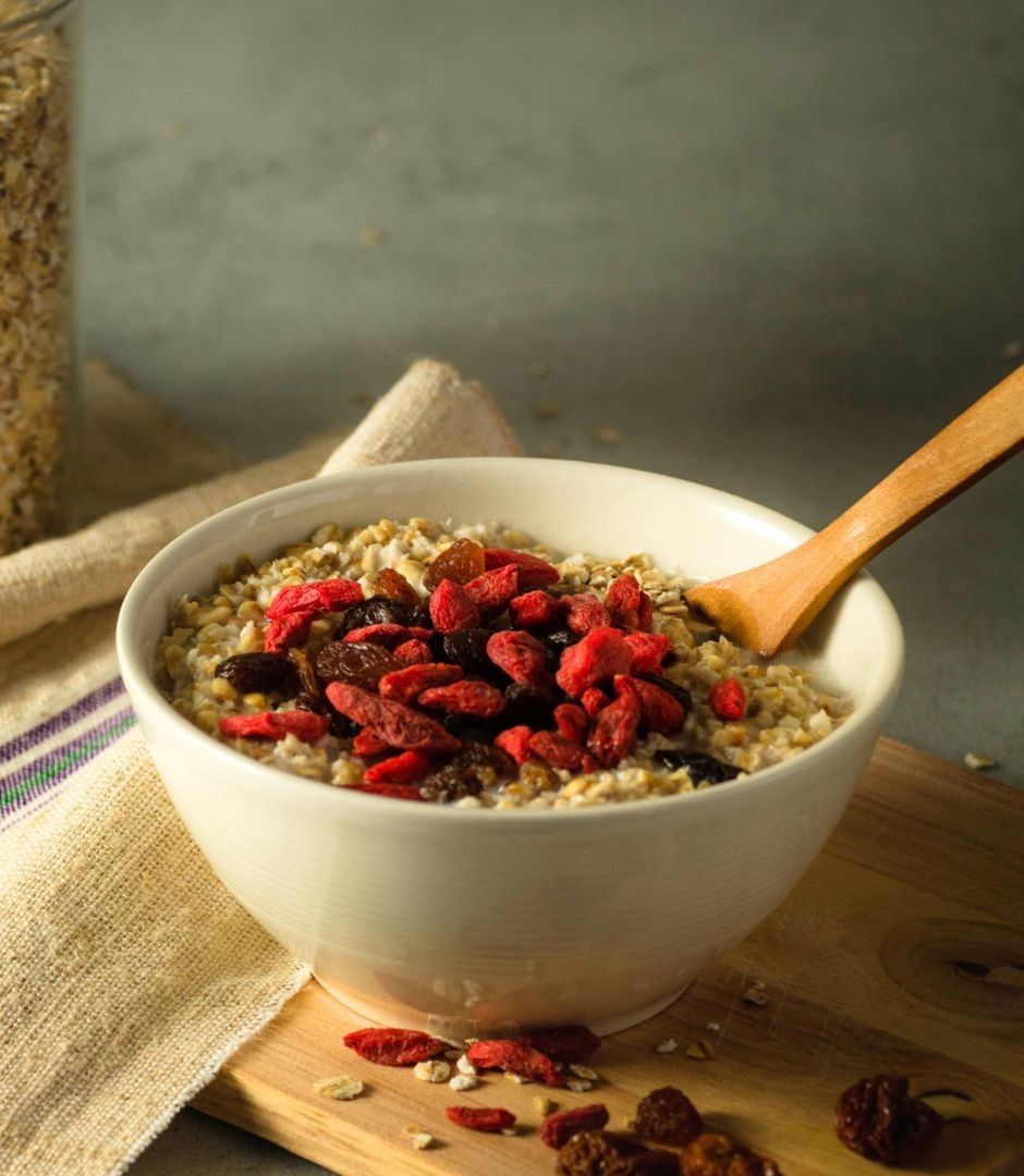 Bol de céréales aux baies de goji