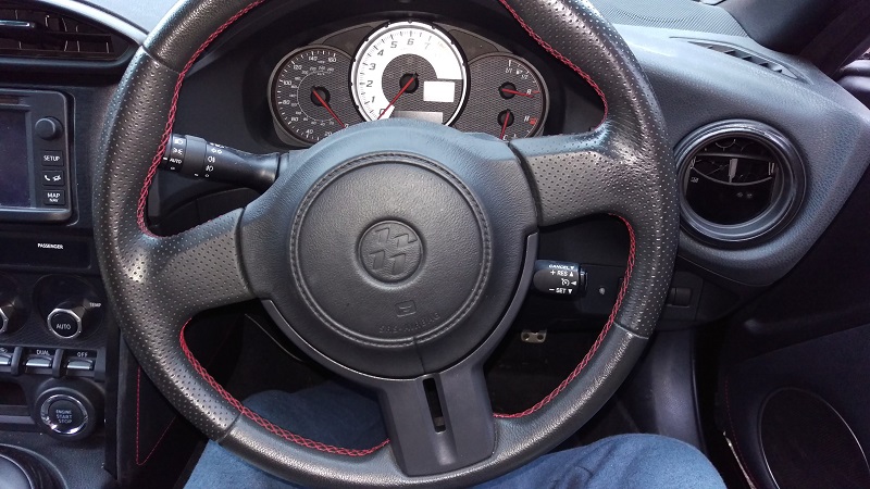 Steering_Wheel.jpg