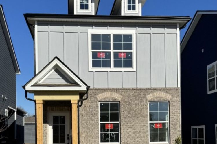 Hamlet at Carothers Crossing Lake Forest Homes, Inc