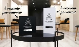 Photo des cartes cadeaux escape game de L'Antichambre : à recevoir par courrier ou par email