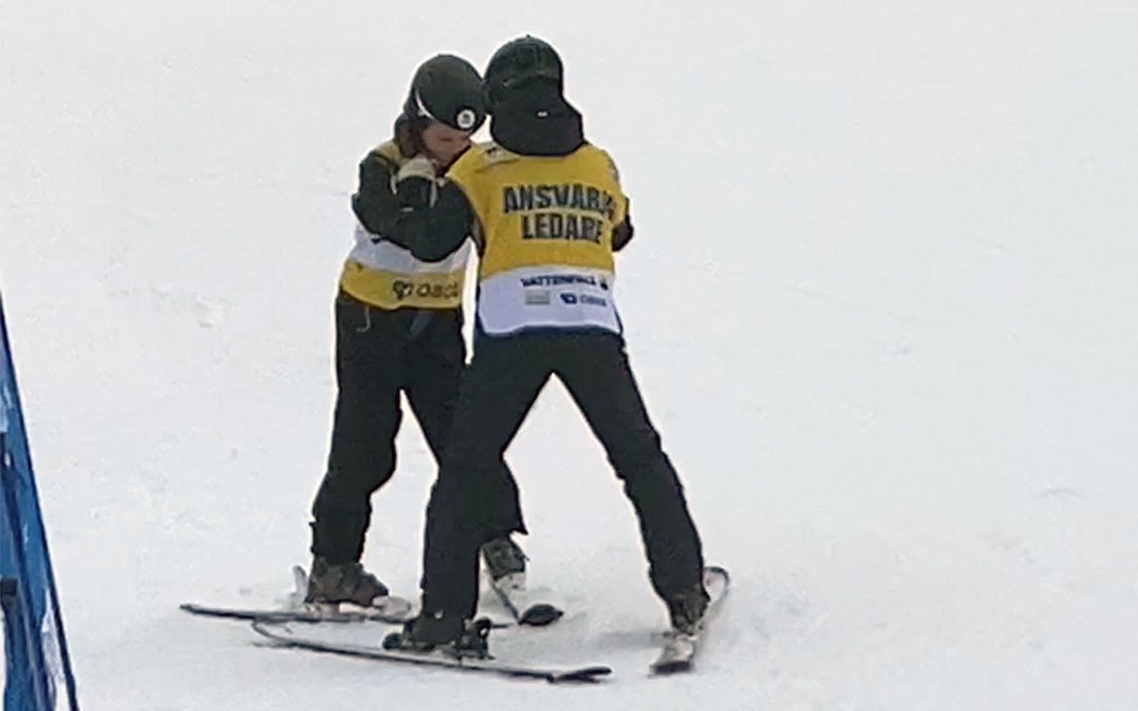 Eleverna i Naturturism spred sitt intresse för alpinskidåkning och lärde ut grunderna till ett flertal nybörjare. 