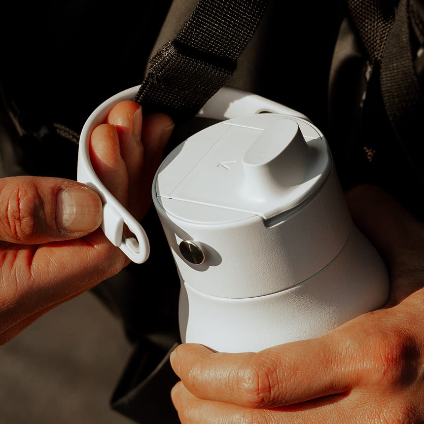 Larq bottle detachable handle detail