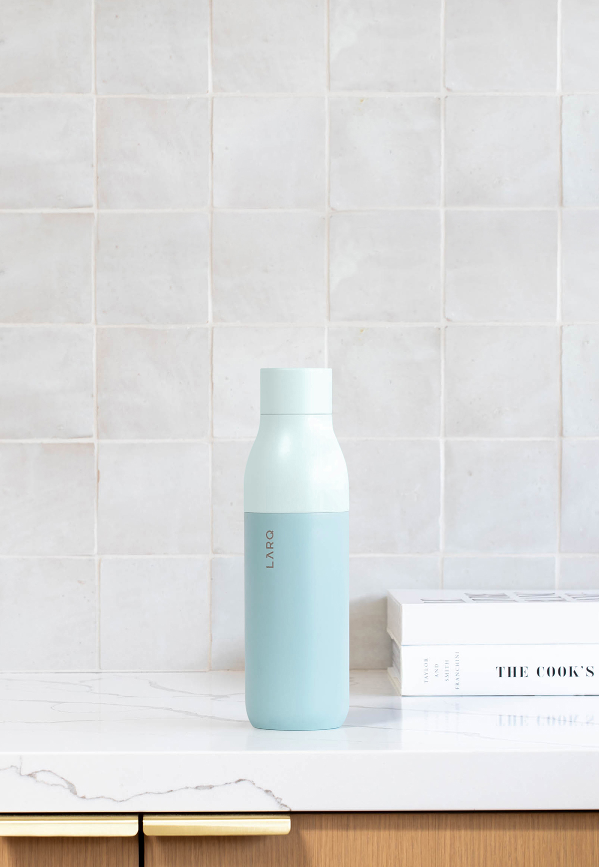 LARQ | World's First Self-cleaning Water Bottle