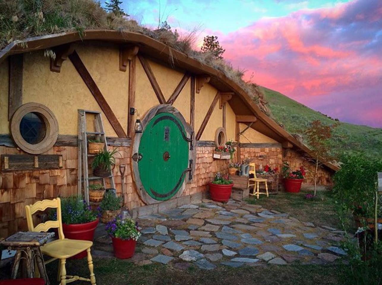 Hobbit House in Washington, US