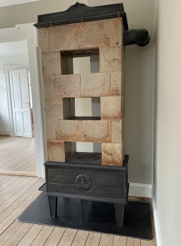 Rectangular danish Christiansfeld stove