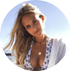 - Gigi Yablow, <span class='text-la-pink'>@gigiibee</span>