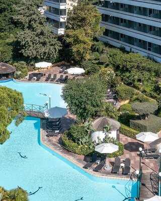 Hotels mit großen Poollandschaften weg.de