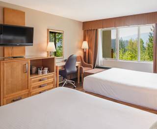Urlaub Revelstoke im Coast Hillcrest Hotel