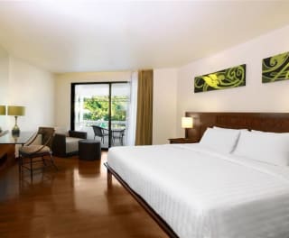 Urlaub Karon Noi Beach im Le Meridien Phuket Beach Resort