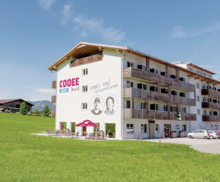 Urlaub St. Johann in Tirol im COOEE alpin Hotel Kitzbüheler Alpen