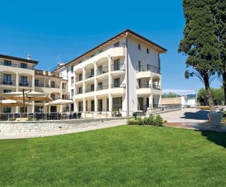 Urlaub San Felice del Benaco im Villa Luisa Hotel & Resort & Spa
