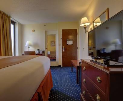 Hotelbild 7 für SureStay Plus Hotel by Best Western Chicago Lombard