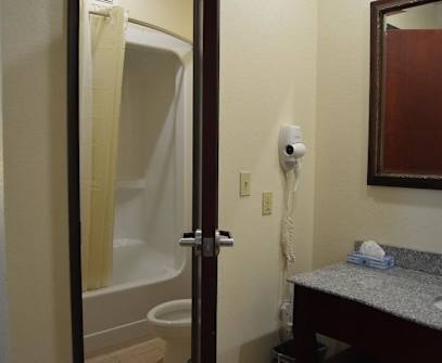 Hotelbild 7 für HiWay Inn Express Kiowa Hwy 69