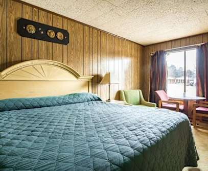 Hotelbild 5 für Hotel Holly Springs MS by OYO Rooms