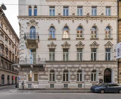 Hotelbild 9 für Ikonik Parlament