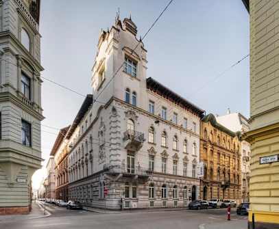 Hotelbild 7 für Ikonik Parlament