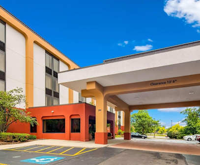 Hotelbild 4 für SureStay Plus Hotel by Best Western Chicago Lombard