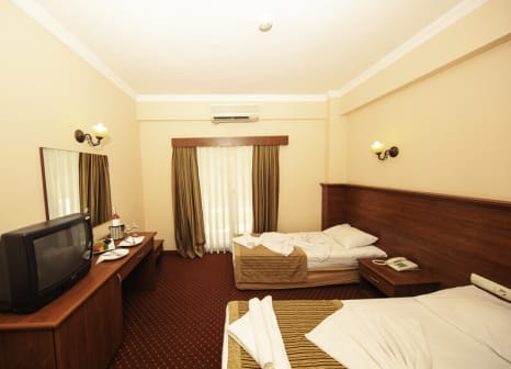 Hotelzimmer im Armir Palace günstig bei weg.de
