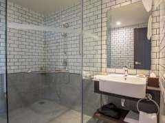 Zimmerbild 13