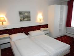 Zimmerbild 4