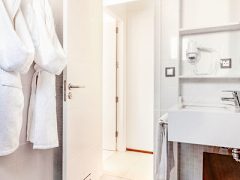 Zimmerbild 6