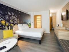 Zimmerbild 4