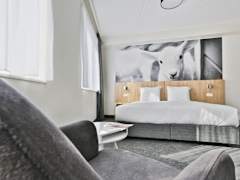 Zimmerbild 4