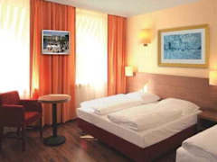 Zimmerbild 8