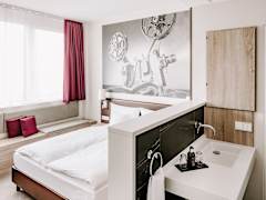 Zimmerbild 7
