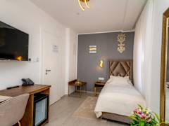 Zimmerbild 8