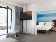 Zimmerbild 6