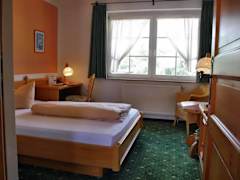 Zimmerbild 13