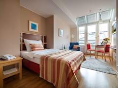 Zimmerbild 9